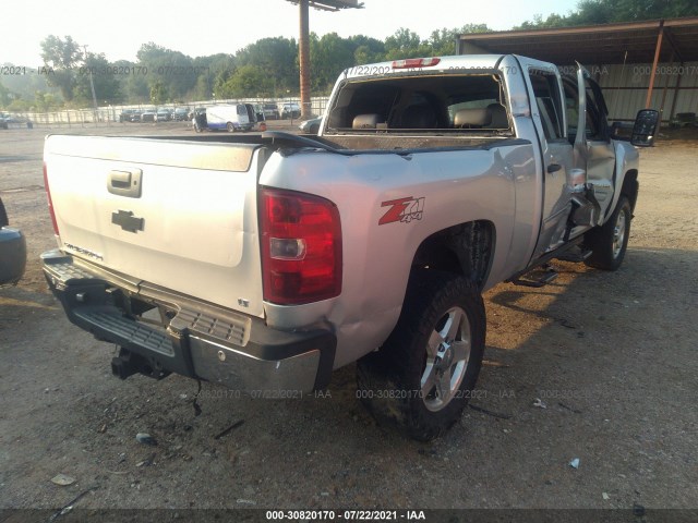 Photo 3 VIN: 1GC1KXC81BF144424 - CHEVROLET SILVERADO 2500HD 