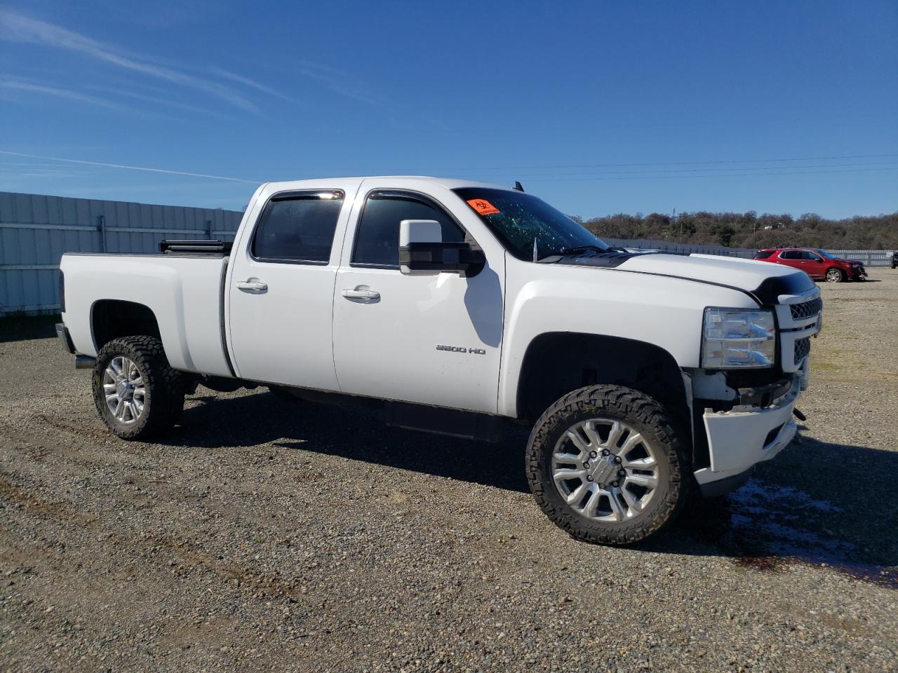 Photo 3 VIN: 1GC1KXC81EF111508 - CHEVROLET SILVERADO 