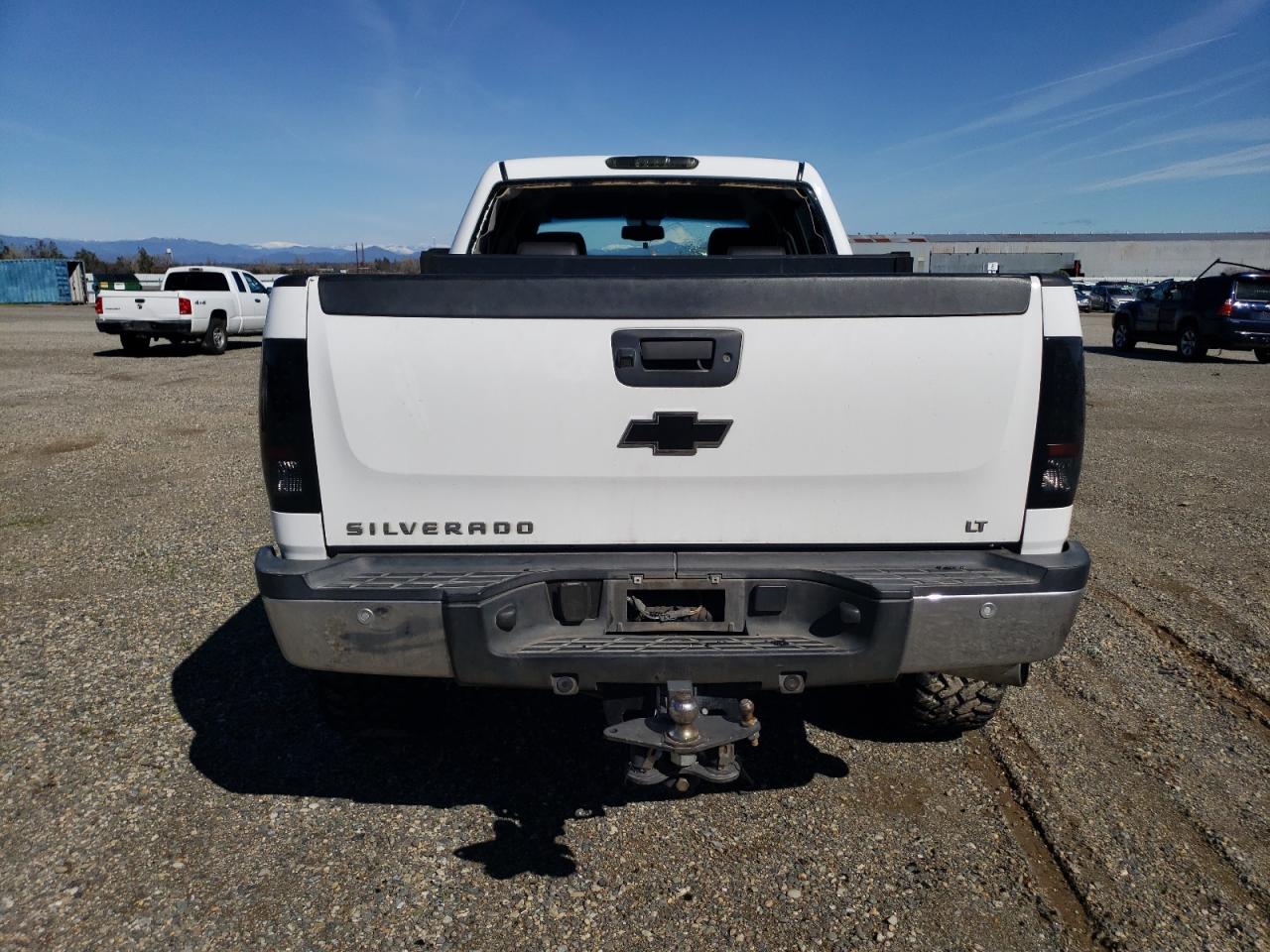 Photo 5 VIN: 1GC1KXC81EF111508 - CHEVROLET SILVERADO 