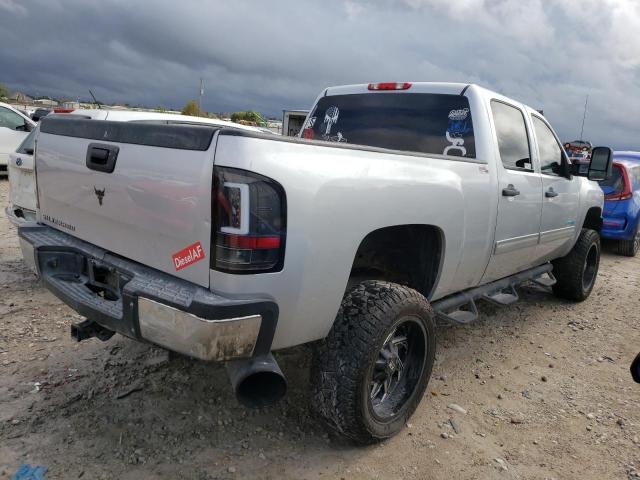 Photo 3 VIN: 1GC1KXC81EF142418 - CHEVROLET SILVERADO 