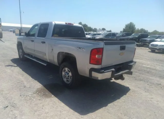 Photo 2 VIN: 1GC1KXC82DF214385 - CHEVROLET SILVERADO 2500HD 