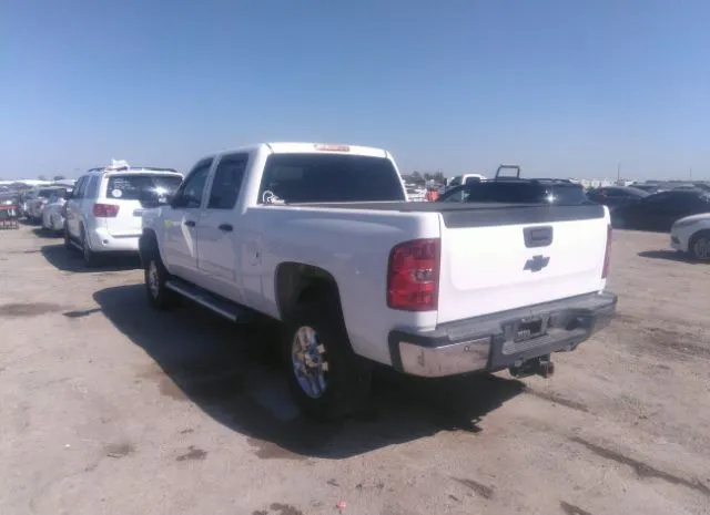 Photo 2 VIN: 1GC1KXC83BF254424 - CHEVROLET SILVERADO 2500HD 