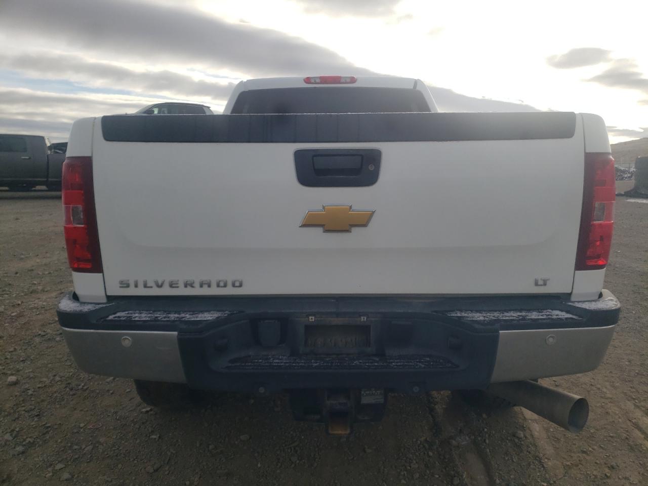 Photo 5 VIN: 1GC1KXC85EF159268 - CHEVROLET SILVERADO 