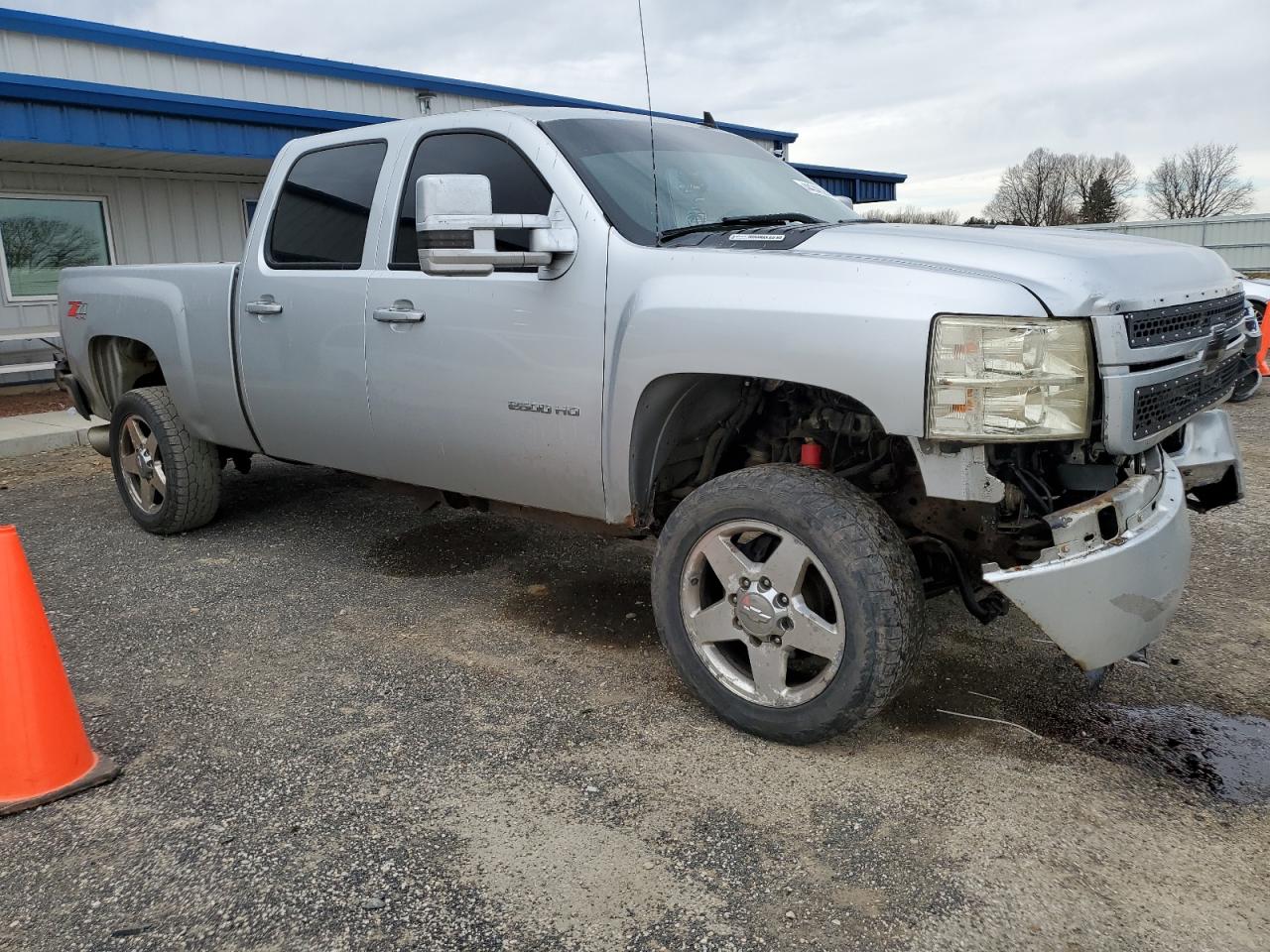 Photo 3 VIN: 1GC1KXC87EF119368 - CHEVROLET SILVERADO 