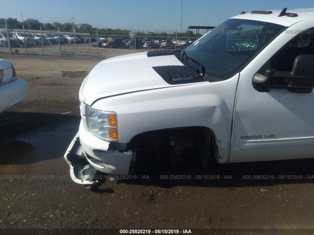 Photo 5 VIN: 1GC1KXC88EF161516 - CHEVROLET SILVERADO 2500HD 