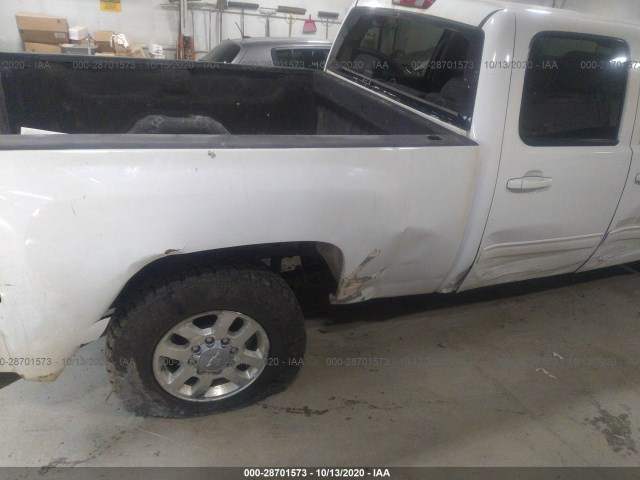 Photo 5 VIN: 1GC1KXCG9CF240584 - CHEVROLET SILVERADO 2500HD 