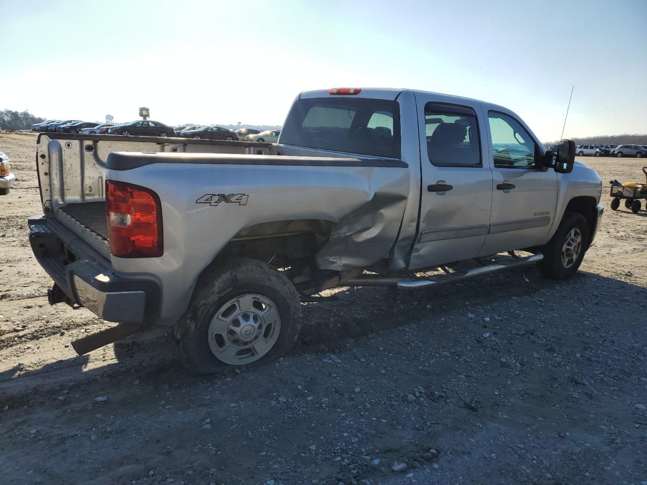 Photo 2 VIN: 1GC1KXCGXEF110249 - CHEVROLET SILVERADO 