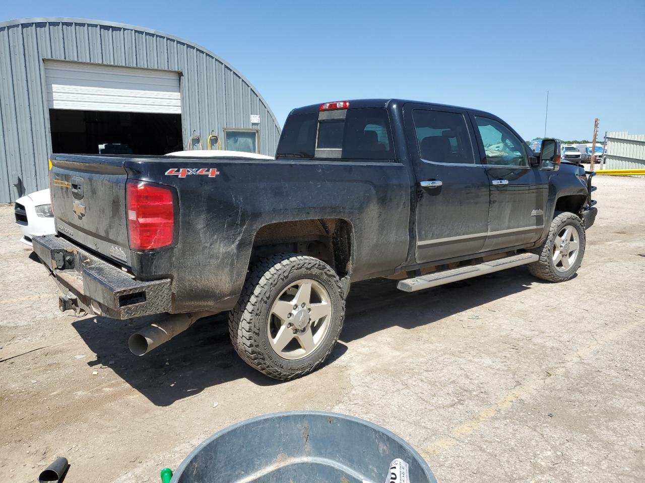 Photo 2 VIN: 1GC1KXE80GF133242 - CHEVROLET SILVERADO 