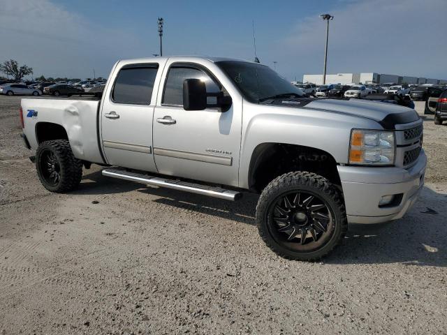 Photo 3 VIN: 1GC1KXE89CF208059 - CHEVROLET SILVERADO 