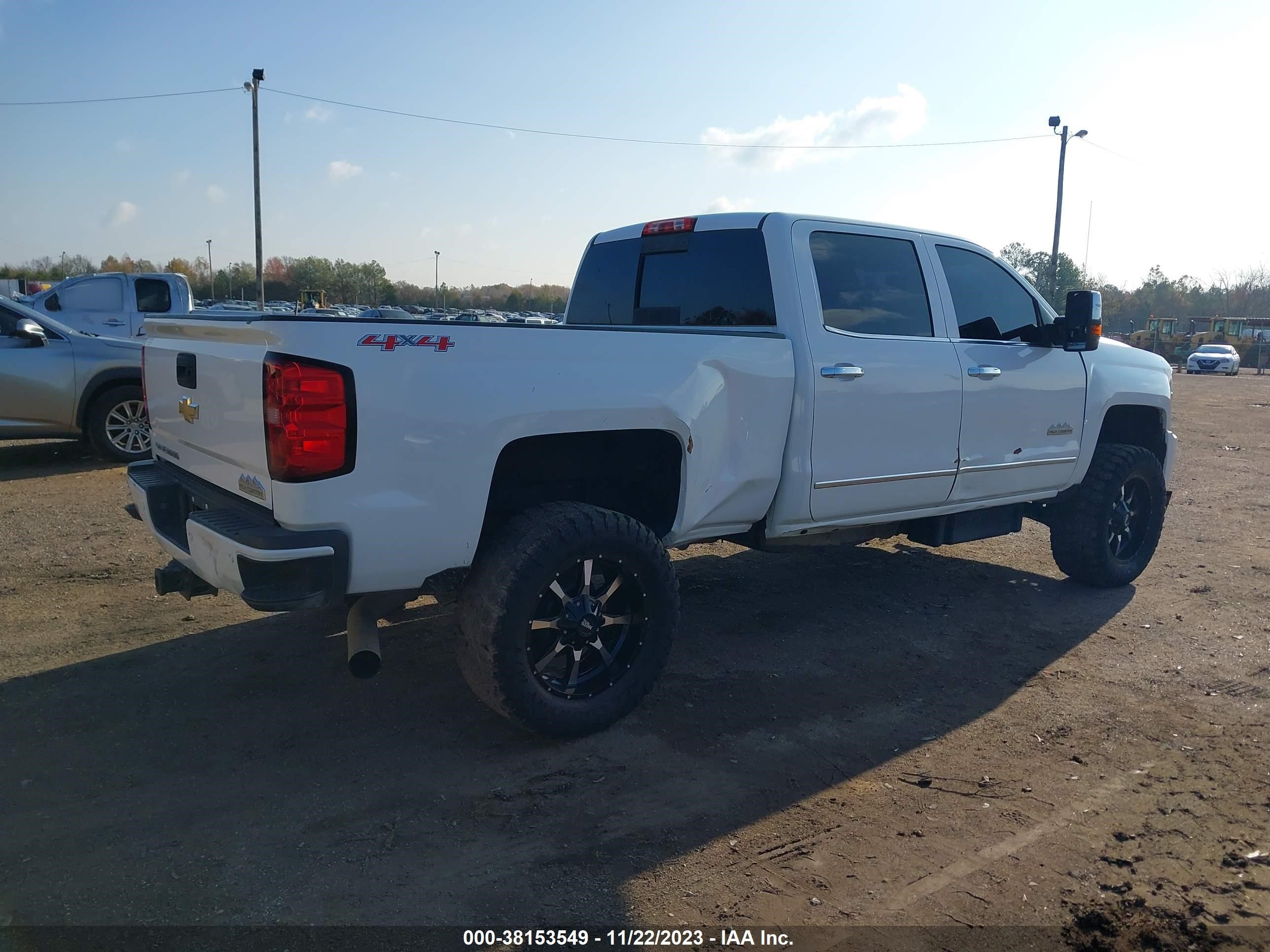 Photo 3 VIN: 1GC1KXE89FF626786 - CHEVROLET SILVERADO 