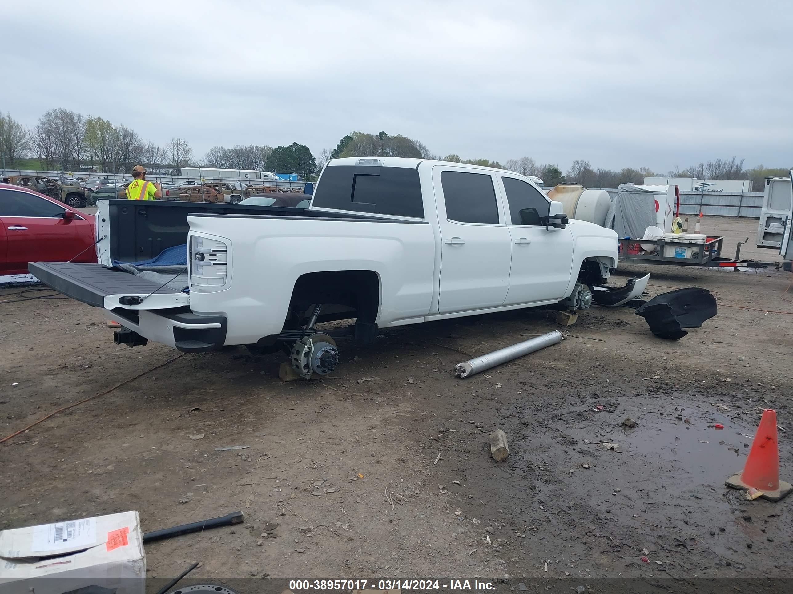 Photo 3 VIN: 1GC1KXE8XFF649705 - CHEVROLET SILVERADO 