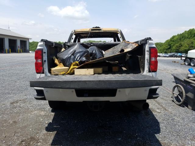 Photo 9 VIN: 1GC1KXEY7JF286353 - CHEVROLET SILVERADO 