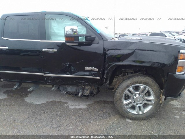 Photo 5 VIN: 1GC1KXEY9JF120657 - CHEVROLET SILVERADO 2500HD 