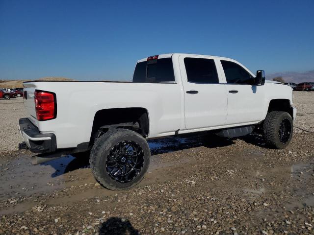 Photo 2 VIN: 1GC1KXEYXJF207368 - CHEVROLET SILVERADO 