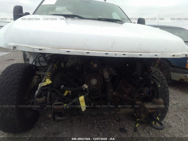 Photo 5 VIN: 1GC1KYC8XBF112349 - CHEVROLET SILVERADO 2500HD 