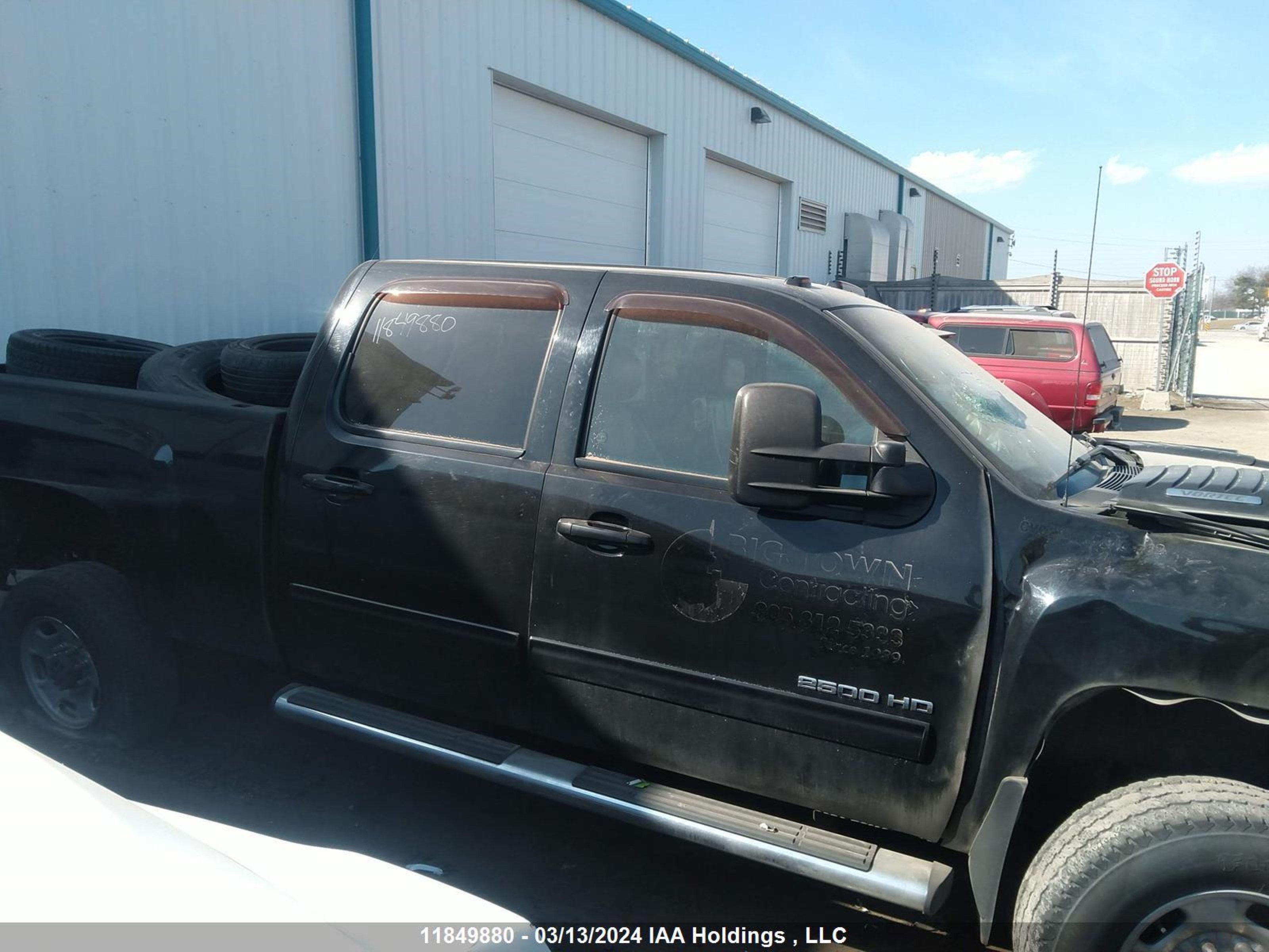 Photo 13 VIN: 1GC1KYCG2BF111011 - CHEVROLET SILVERADO 