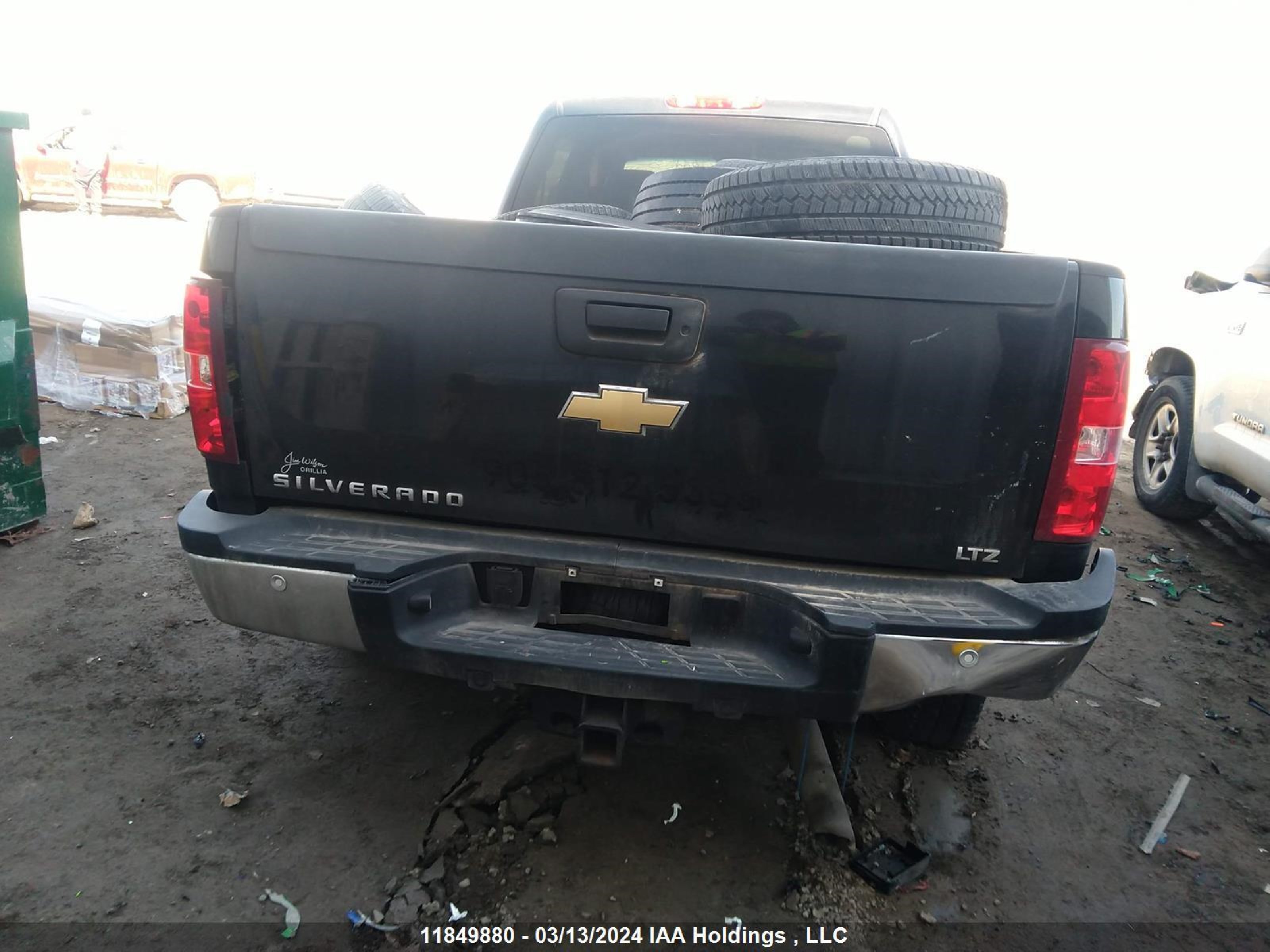 Photo 15 VIN: 1GC1KYCG2BF111011 - CHEVROLET SILVERADO 