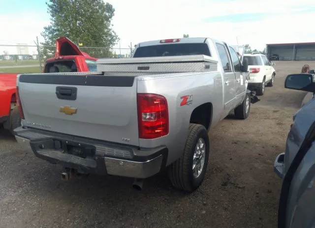 Photo 3 VIN: 1GC1KYCG2BF217412 - CHEVROLET SILVERADO 2500HD 