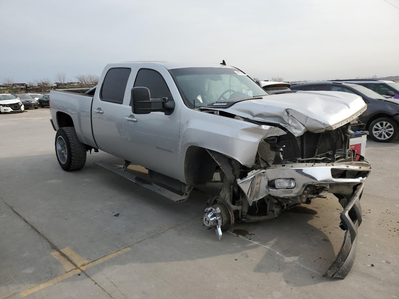 Photo 3 VIN: 1GC1KYE81DF114930 - CHEVROLET SILVERADO 