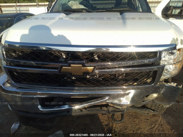 Photo 9 VIN: 1GC1KYEG4BF230692 - CHEVROLET SILVERADO 2500HD 