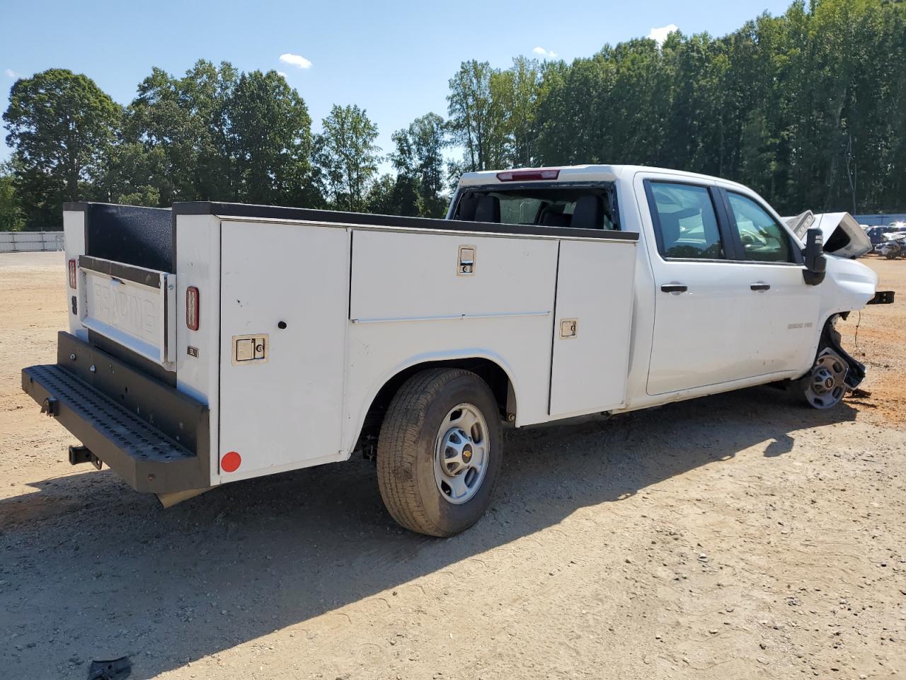 Photo 2 VIN: 1GC1YLE70PF250592 - CHEVROLET SILVERADO 