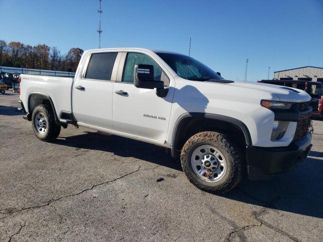 Photo 3 VIN: 1GC1YLE72LF177039 - CHEVROLET SILVERADO 