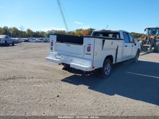 Photo 3 VIN: 1GC1YLE79RF190654 - CHEVROLET SILVERADO HD 