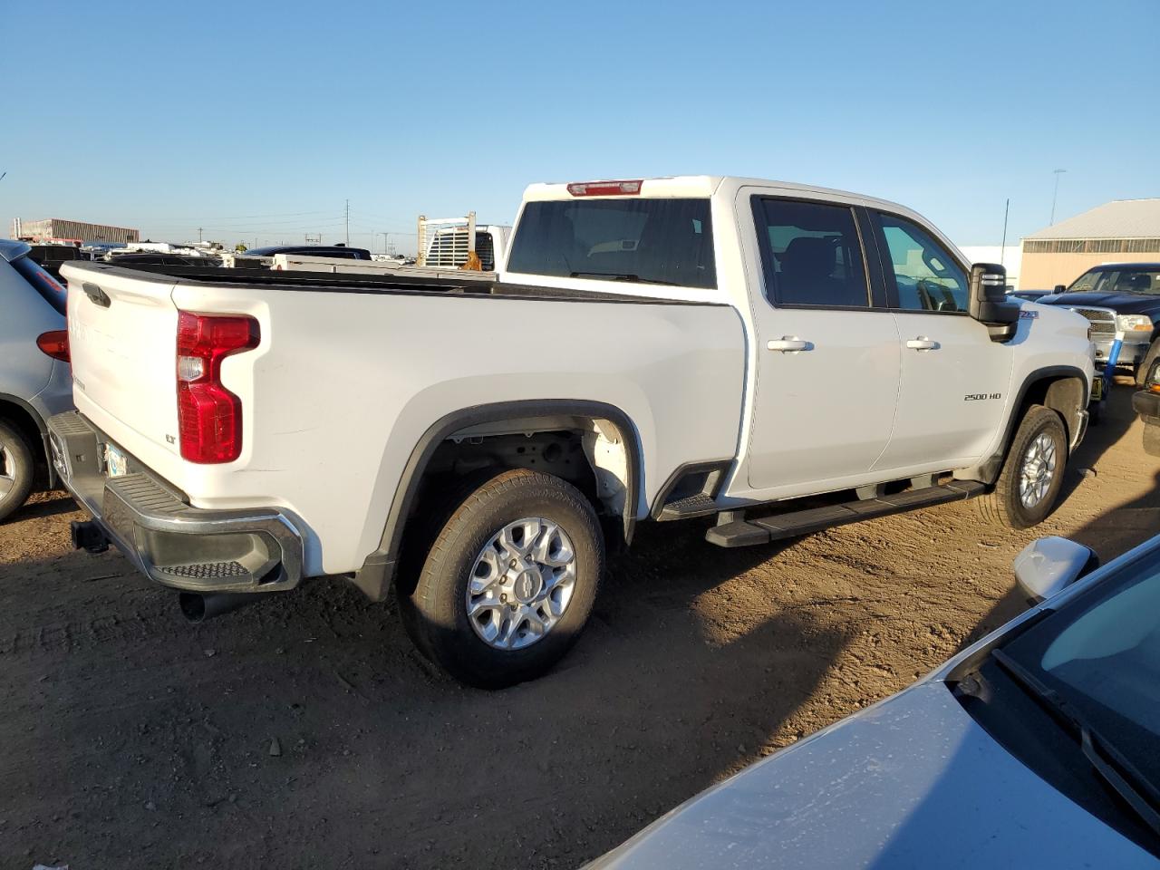 Photo 2 VIN: 1GC1YNEY8LF308995 - CHEVROLET SILVERADO 