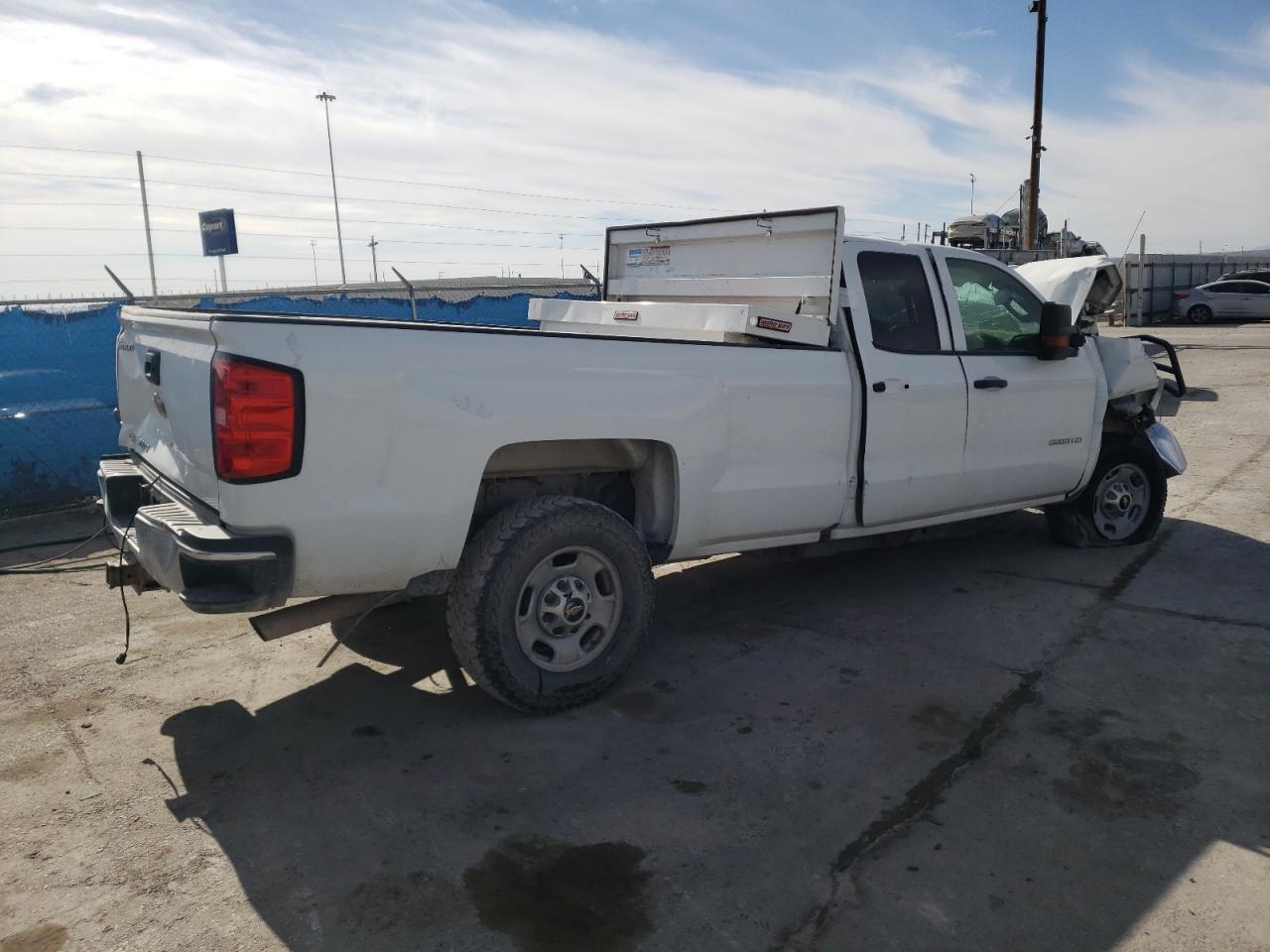 Photo 4 VIN: 1GC2CUEG5HZ294516 - CHEVROLET SILVERADO 