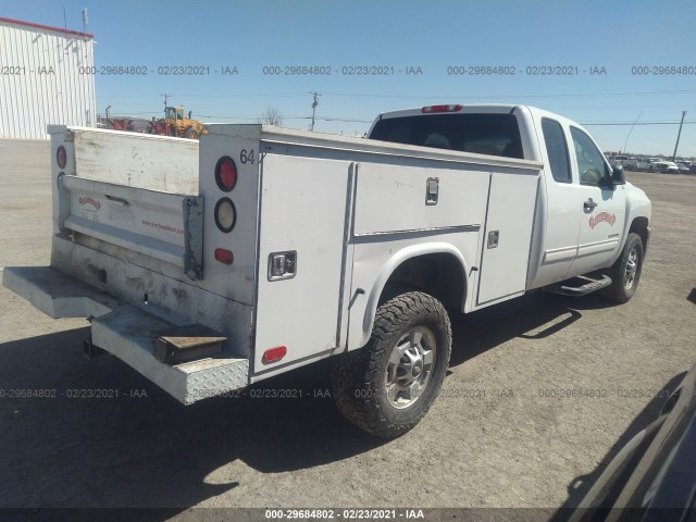 Photo 3 VIN: 1GC2CXCG9BZ399779 - CHEVROLET SILVERADO 2500HD 