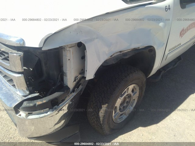 Photo 5 VIN: 1GC2CXCG9BZ399779 - CHEVROLET SILVERADO 2500HD 