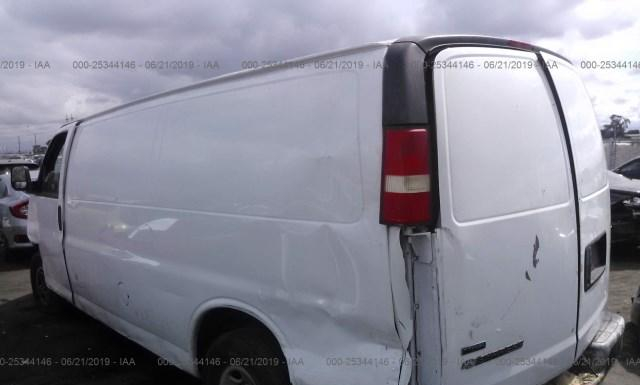 Photo 2 VIN: 1GC2GUBA0A1140658 - CHEVROLET EXPRESS 