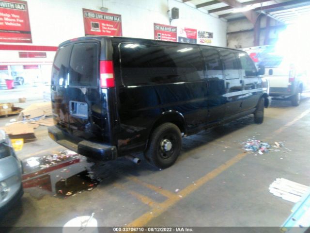 Photo 3 VIN: 1GC2GUBA8A1165372 - CHEVROLET EXPRESS CARGO VAN 