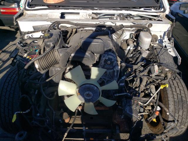 Photo 6 VIN: 1GC2KUEG0JZ182327 - CHEVROLET SILVERADO 2500HD 