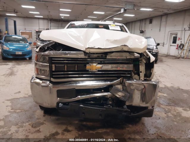 Photo 5 VIN: 1GC2KUEG0JZ314308 - CHEVROLET SILVERADO 2500HD 