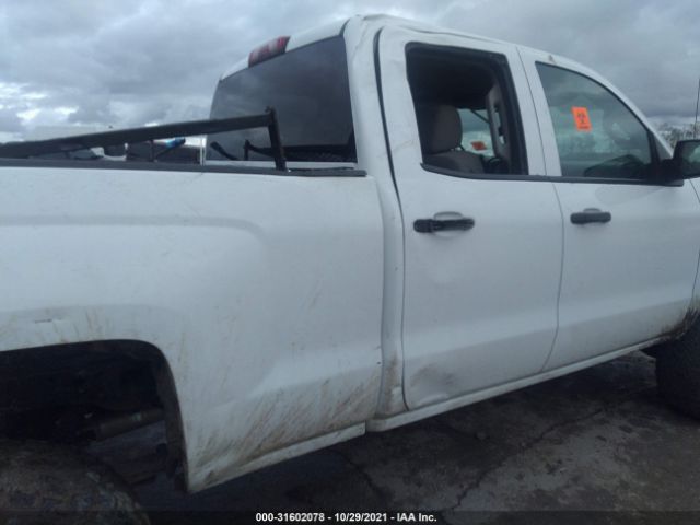 Photo 5 VIN: 1GC2KUEG4FZ135888 - CHEVROLET SILVERADO 2500HD 