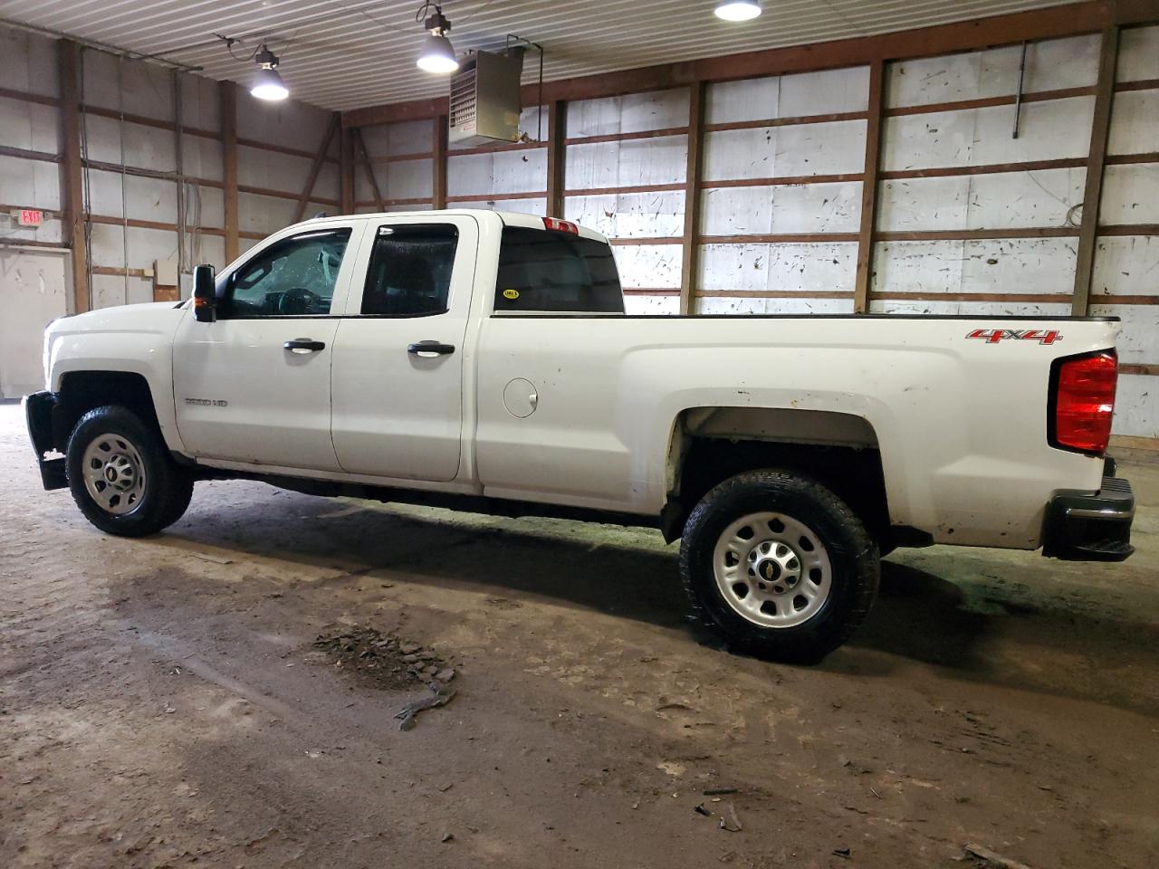 Photo 2 VIN: 1GC2KUEG4FZ550175 - CHEVROLET SILVERADO 