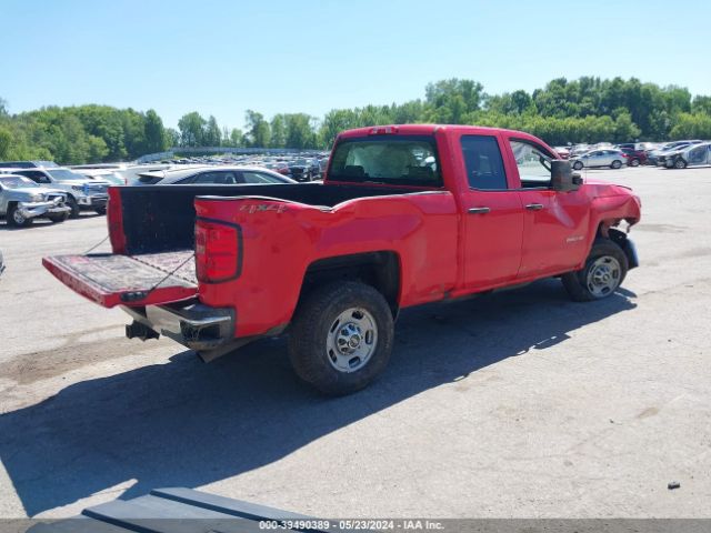 Photo 3 VIN: 1GC2KUEG4JZ303750 - CHEVROLET SILVERADO 2500HD 