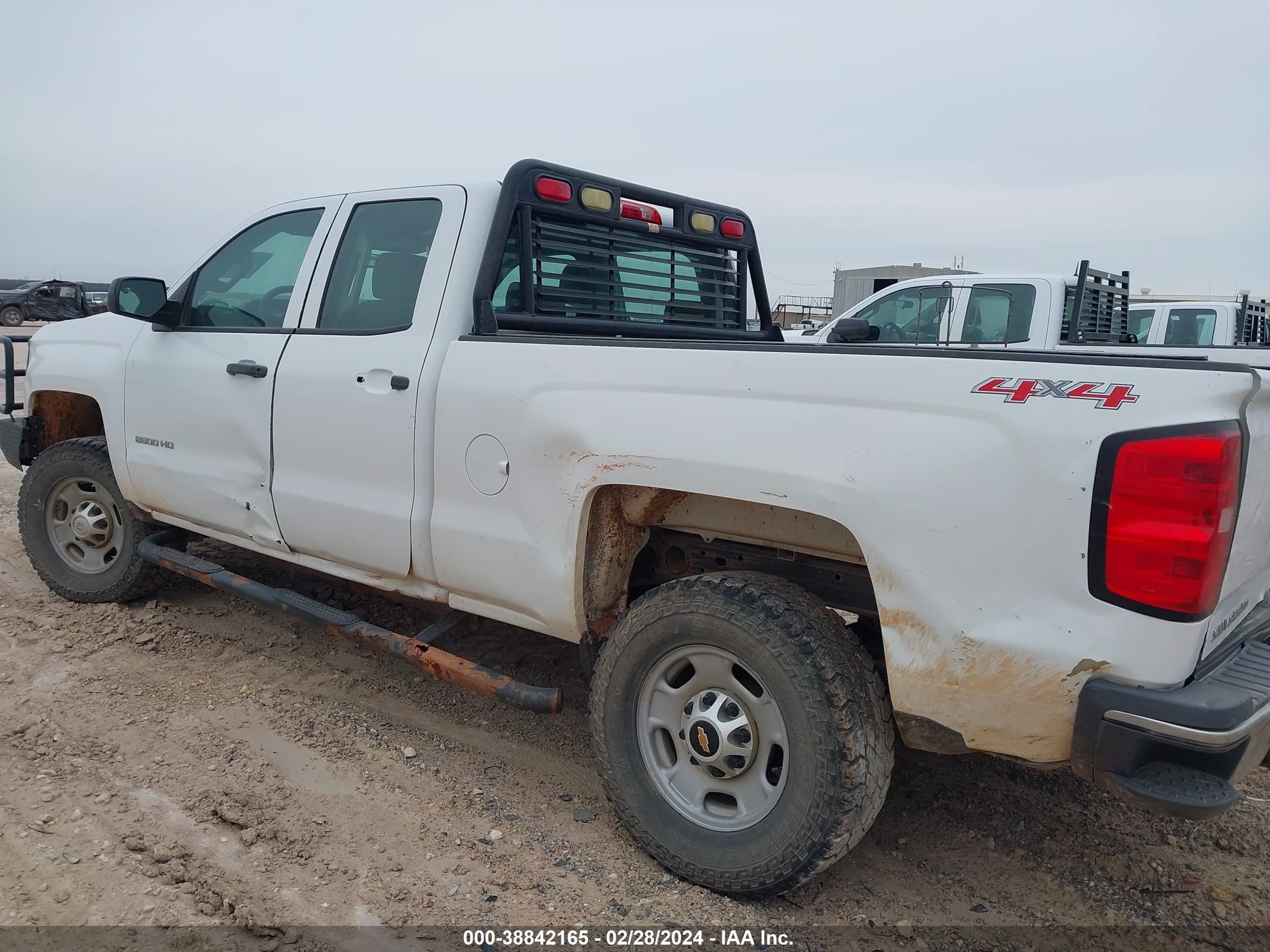 Photo 16 VIN: 1GC2KUEG5FZ528198 - CHEVROLET SILVERADO 