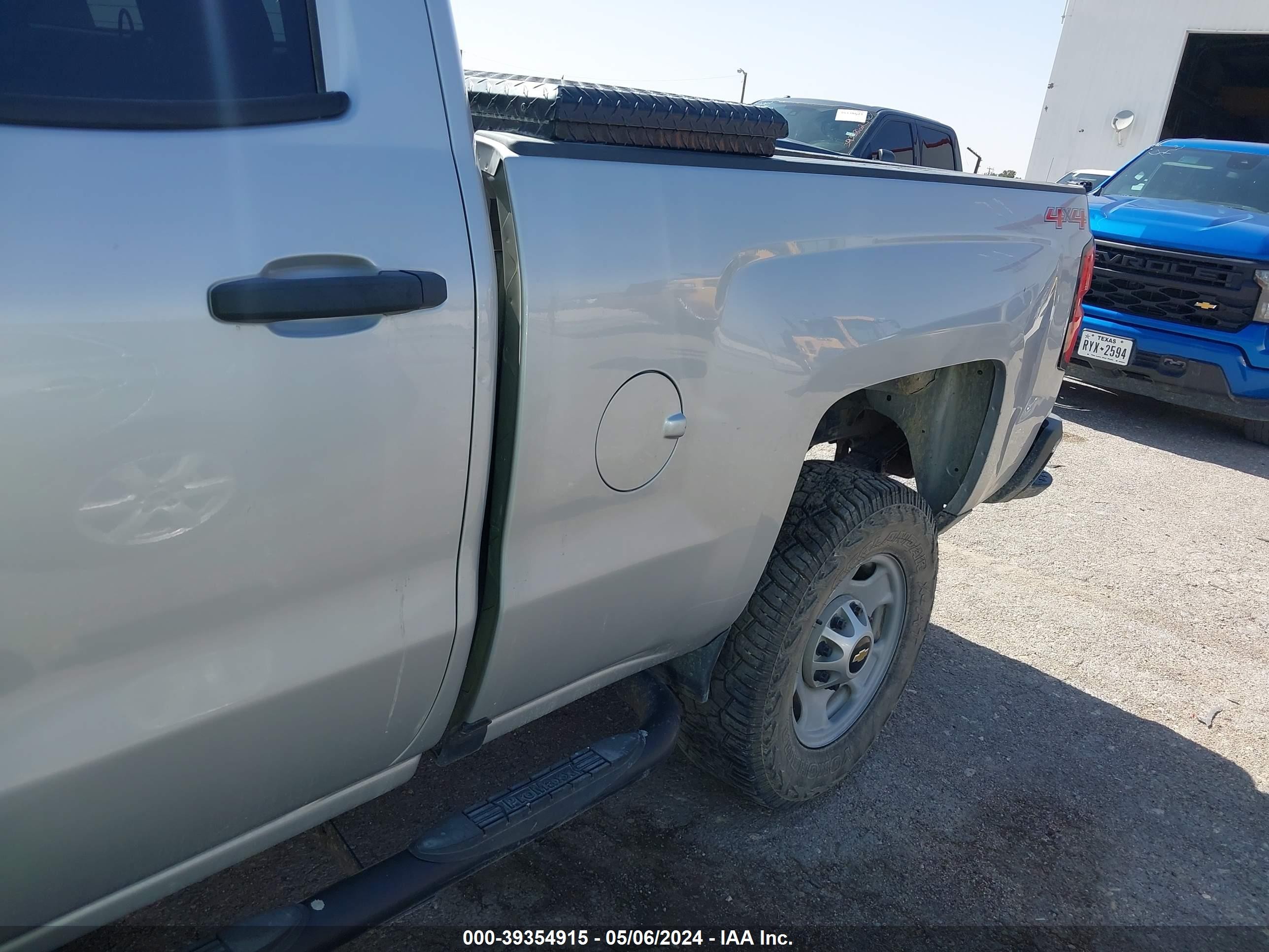 Photo 5 VIN: 1GC2KUEGXHZ359394 - CHEVROLET SILVERADO 