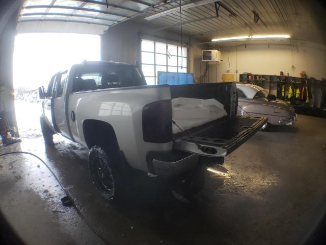 Photo 2 VIN: 1GC2KVCG0BZ240835 - CHEVROLET SILVERADO 