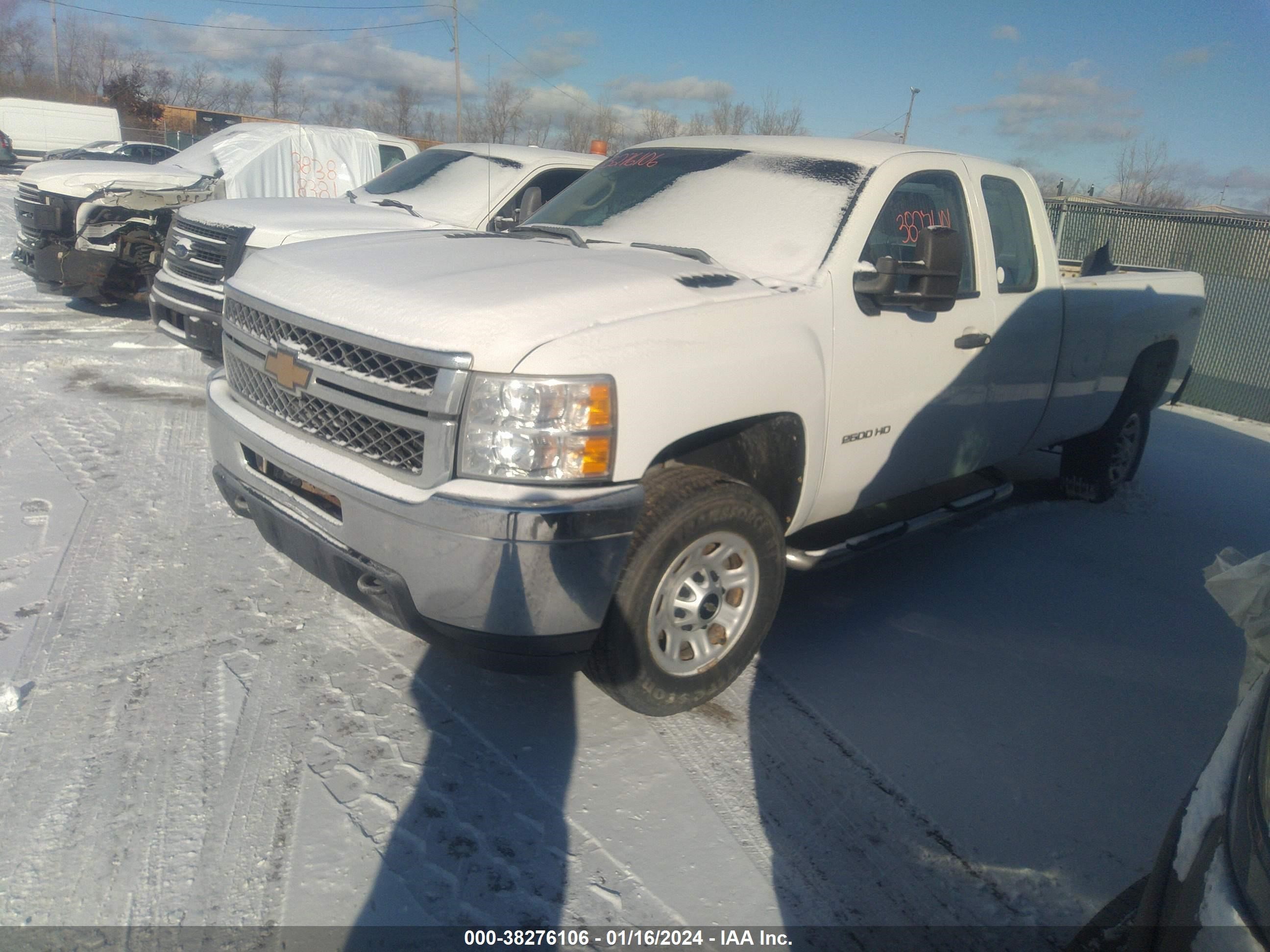 Photo 1 VIN: 1GC2KVCG1CZ334367 - CHEVROLET SILVERADO 