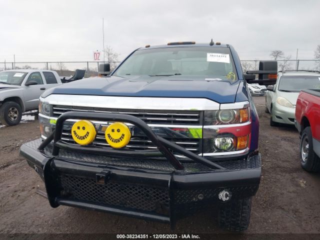 Photo 5 VIN: 1GC2KVEGXJZ234102 - CHEVROLET SILVERADO 2500HD 