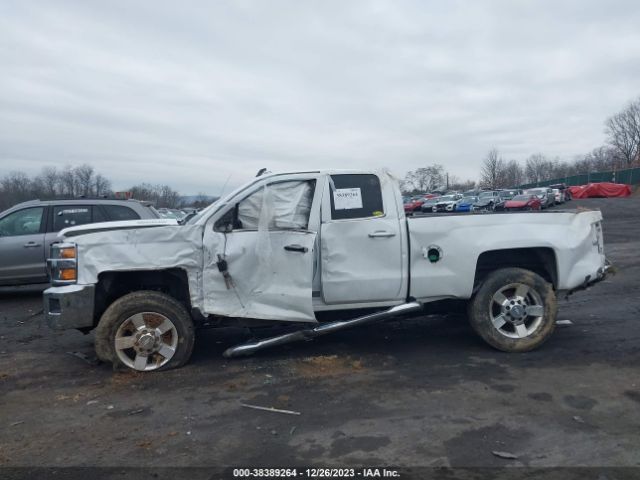 Photo 5 VIN: 1GC2KWE83GZ233879 - CHEVROLET SILVERADO 2500HD 