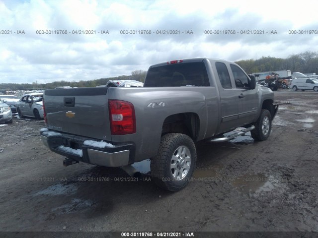 Photo 3 VIN: 1GC2KXC82DZ322413 - CHEVROLET SILVERADO 2500HD 