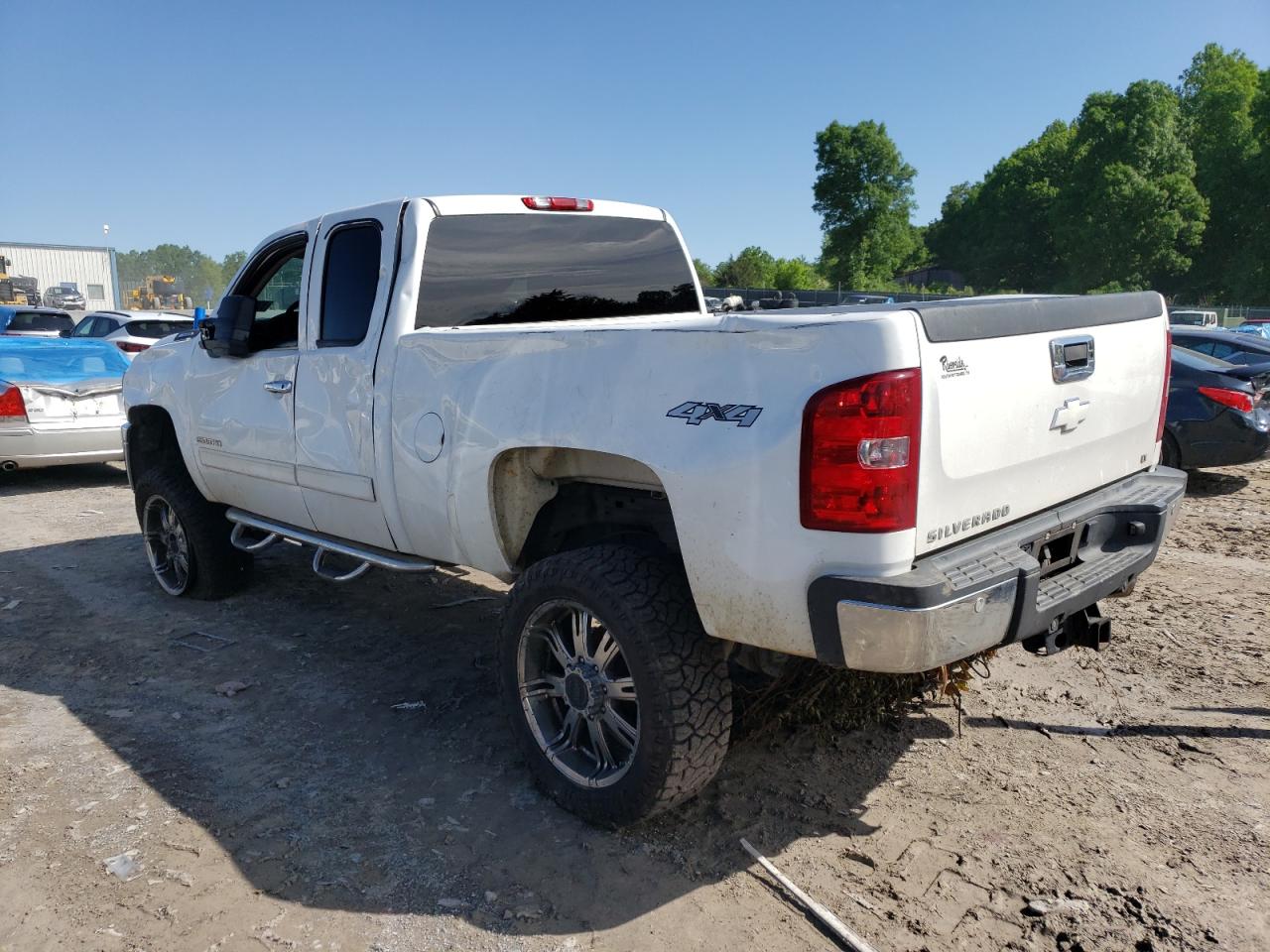 Photo 1 VIN: 1GC2KXC85BZ174934 - CHEVROLET SILVERADO 