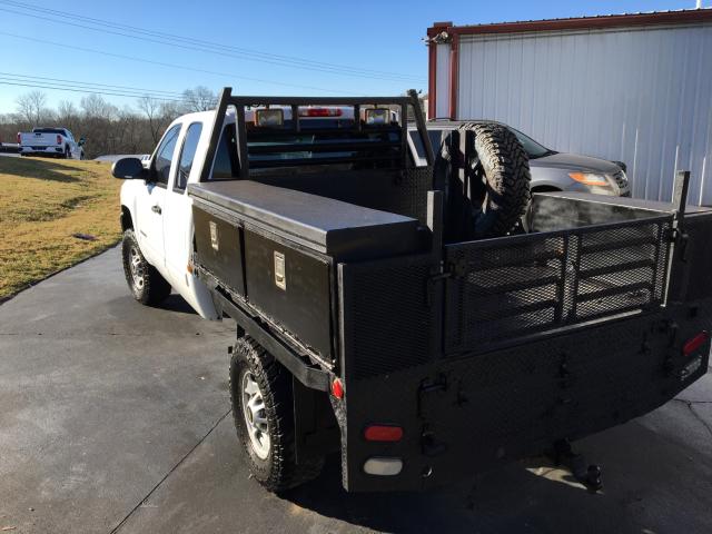 Photo 2 VIN: 1GC2KXCG2CZ155749 - CHEVROLET SILVERADO 