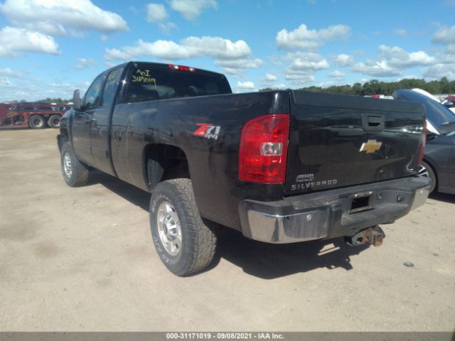 Photo 2 VIN: 1GC2KXCG6DZ388471 - CHEVROLET SILVERADO 2500HD 