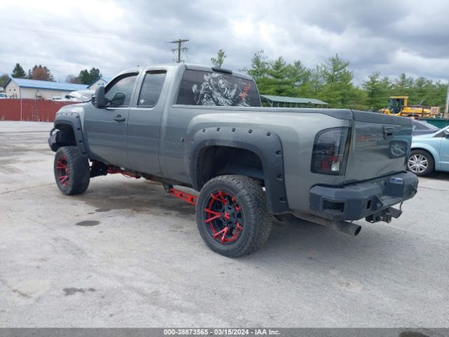 Photo 2 VIN: 1GC2KXCG7BZ225468 - CHEVROLET SILVERADO 2500HD 