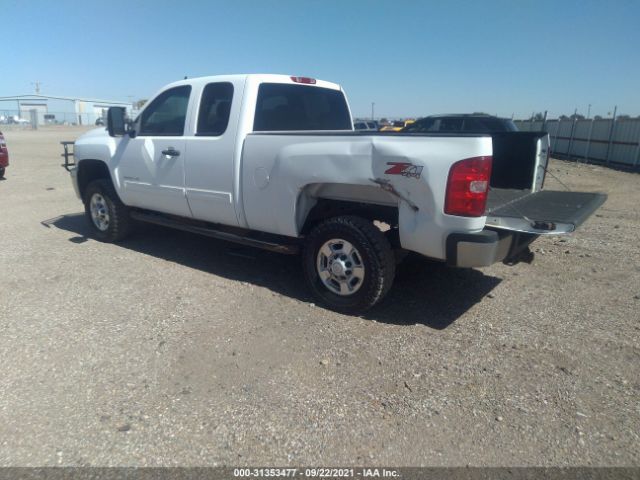 Photo 2 VIN: 1GC2KXCG8C2229885 - CHEVROLET SILVERADO 2500HD 